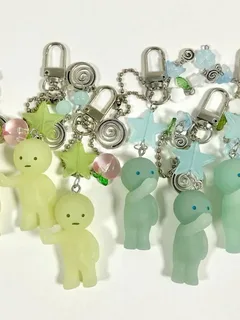 How Custom Acrylic Keychains Make Small Things Special